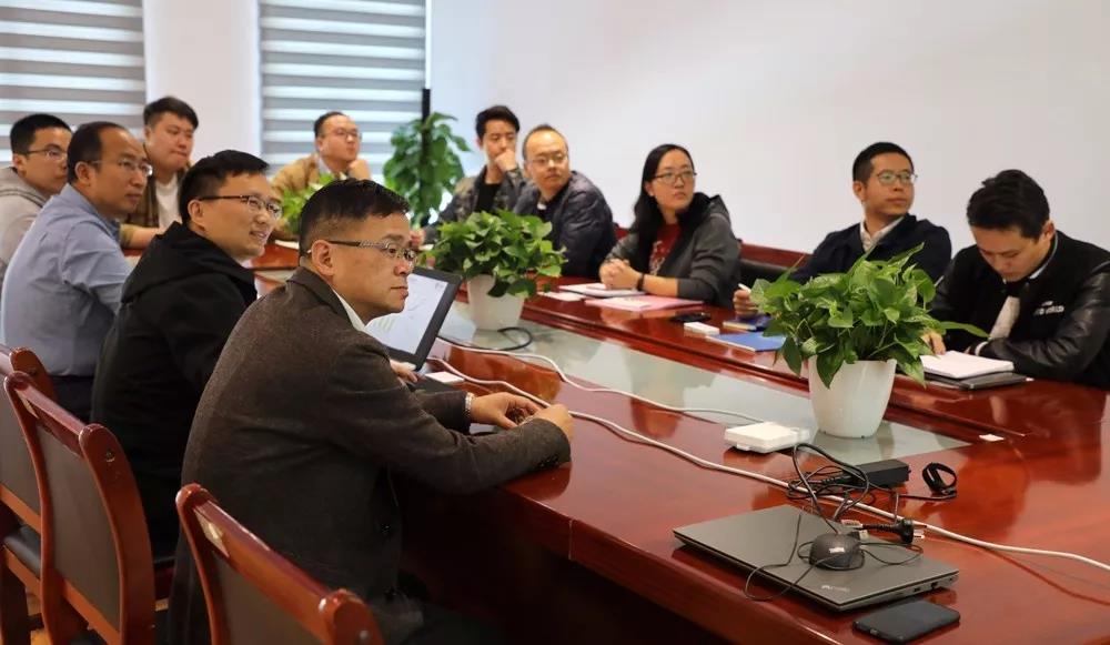 云南省交通運輸行業(yè)協會率考察團參觀、調研瑞和錦程