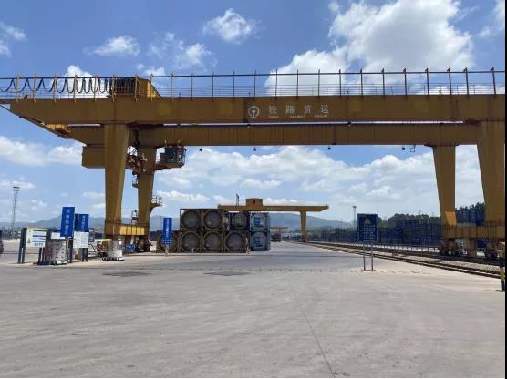 瑞和錦程邀請保山市發(fā)改委、交通局、商務(wù)局共赴鐵路專用線進(jìn)行調(diào)研學(xué)習(xí)