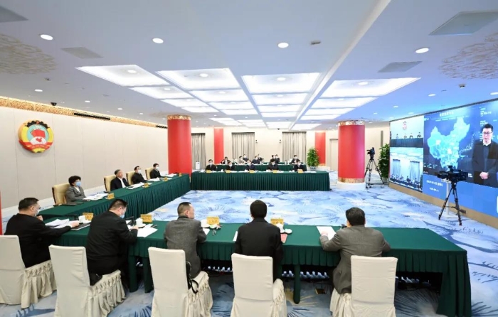 全國(guó)政協(xié)網(wǎng)絡(luò)議政遠(yuǎn)程協(xié)商會(huì)圍繞“加快智慧物流發(fā)展”協(xié)商議政 汪洋主持
